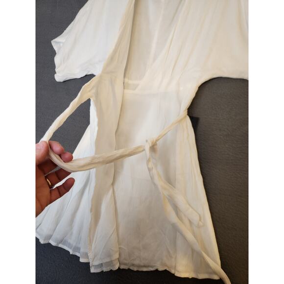 NWT Lulus White Wrap Short Gauzy Draped Dress Surplice Short Sleeve Tie Size S - Picture 5 of 9